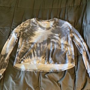 Crave Fame Long Sleeve Crop V-Neck, Medium